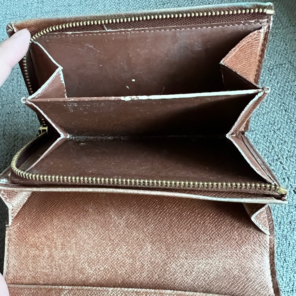 Louis Vuitton Monogram Porte-Monnaie Tresor Wallet - Picture 11 of 12